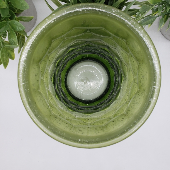 Vintage Green Ombre Honeycomb Design Mercury Art Glass Vase - Picture 5 of 7